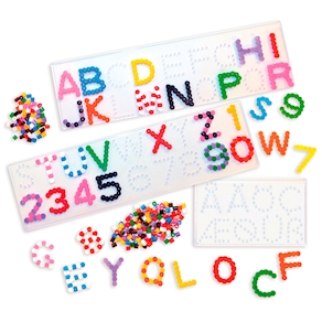 Steckplatten Buchstaben und Zahlen