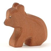 Bär klein sitzend