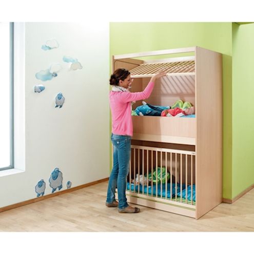 Krippen-Etagenbett mit Gitter