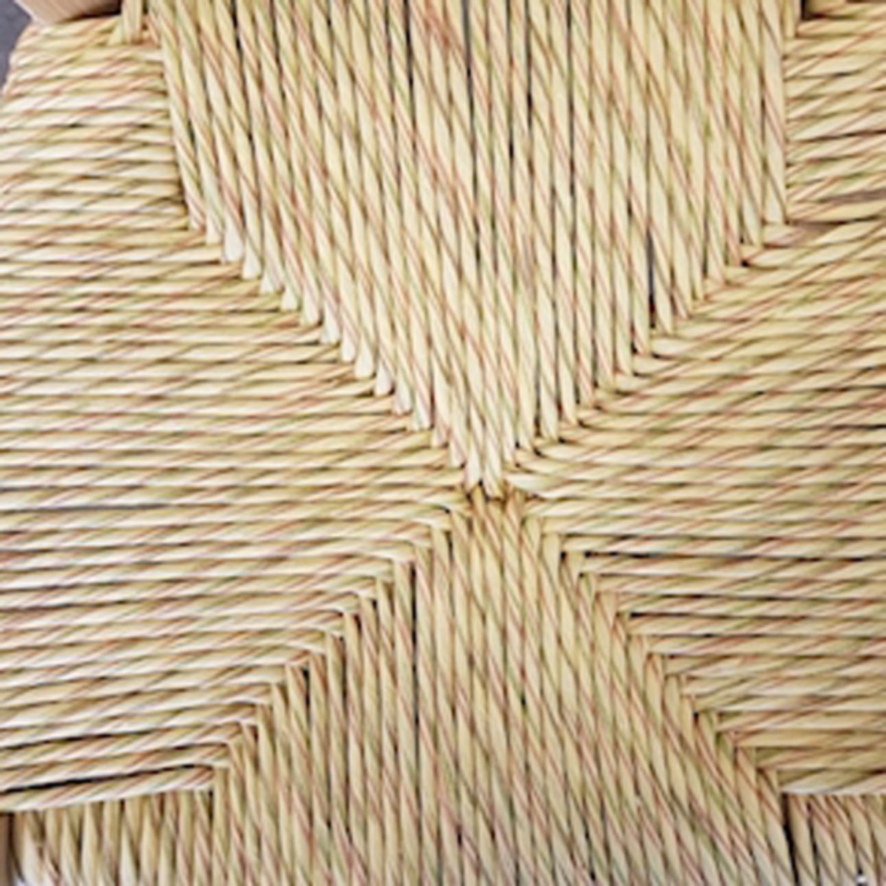 Tessinerstuhl hell, klein, Sitzfläche aus grüner Binse, B 35 x H 35/66 cm