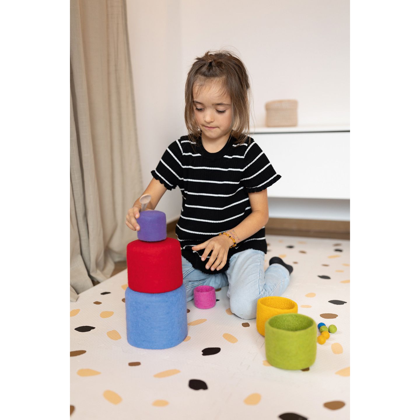 Filz Regenbogen Kugeln 120 Stk.