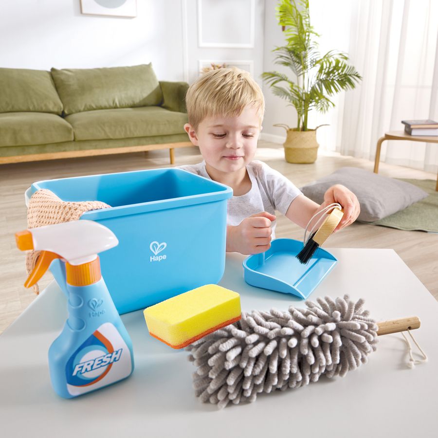 Spielzeug-Putzset mit Eimer