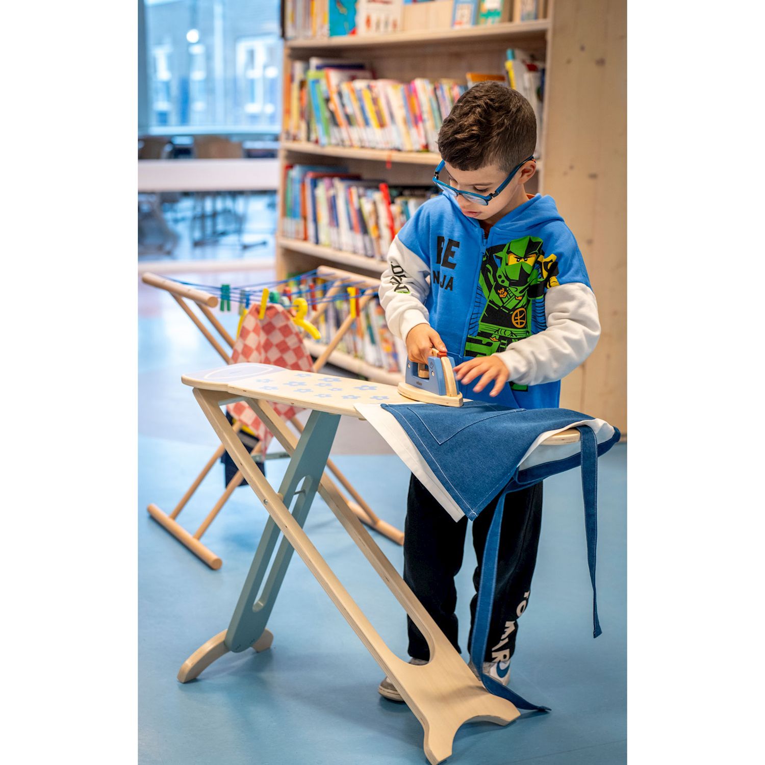 Bügelbrett aus Holz