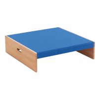 Niedriges Quadrat-Podest mit Teppichbelag, B 78,8 x H  22 x T 78,8 cm