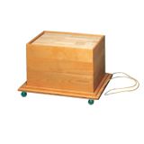 101.105.900 - Bauwagen mit Bauholz gefüllt