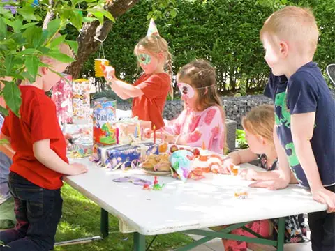 tischbomben-kindergeburtstag2.jpg