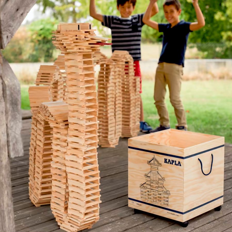 Kapla Bauholz, 1000 Stk. in Holzbox mit Rädern