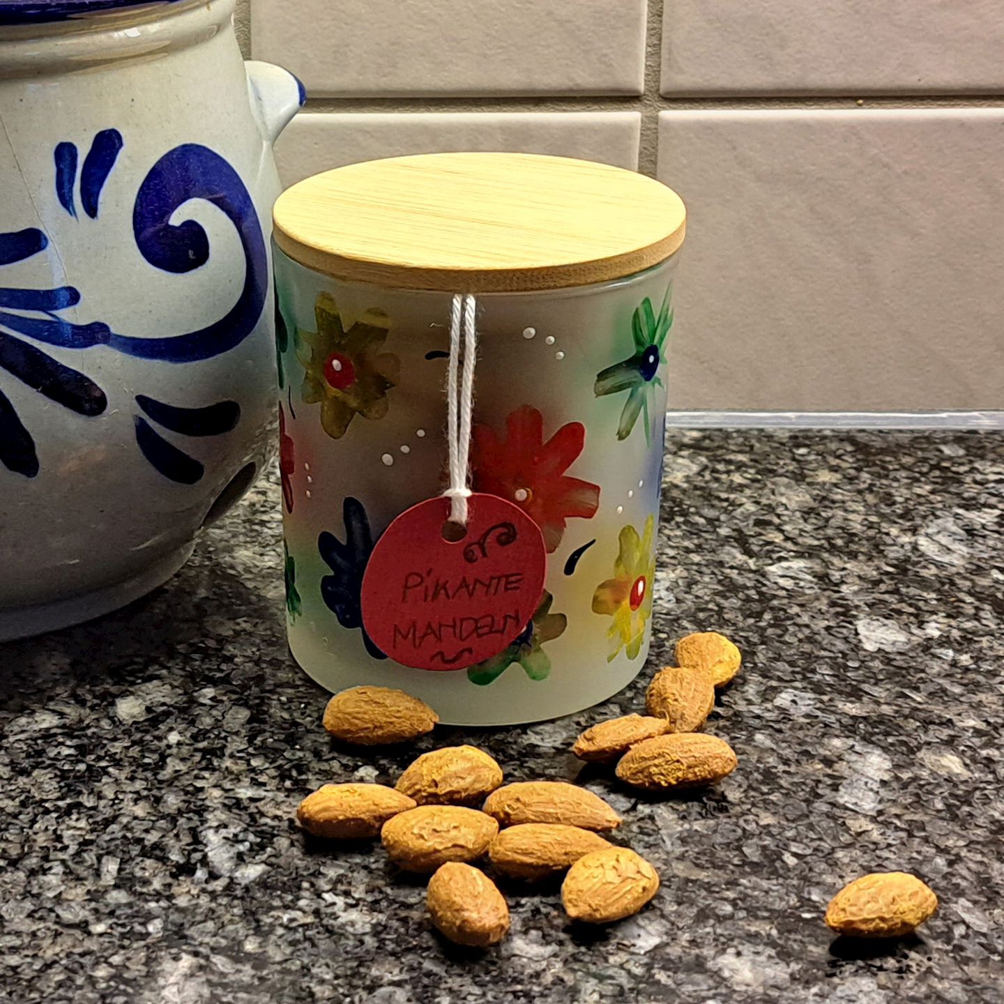 Bemaltes Aufbewahrungsglas