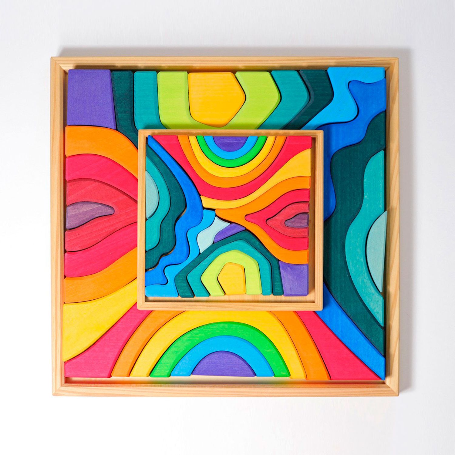 Vier Elemente Baukasten gross 46 x 47 x 6 cm, 23 Teile