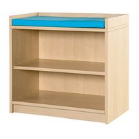 Puppenwickelkommode mit Regal
und 1 Einlegeboden, inkl. Wickelauflage
mit Kunstlederbezug
B 67 x H 56 x T 36 cm