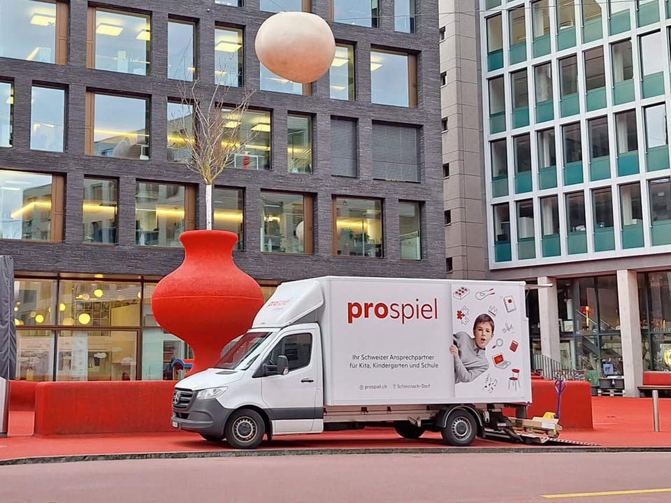 Möbel Lieferung und Montage