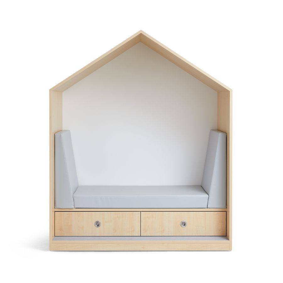 Häuschen mit Sitznische