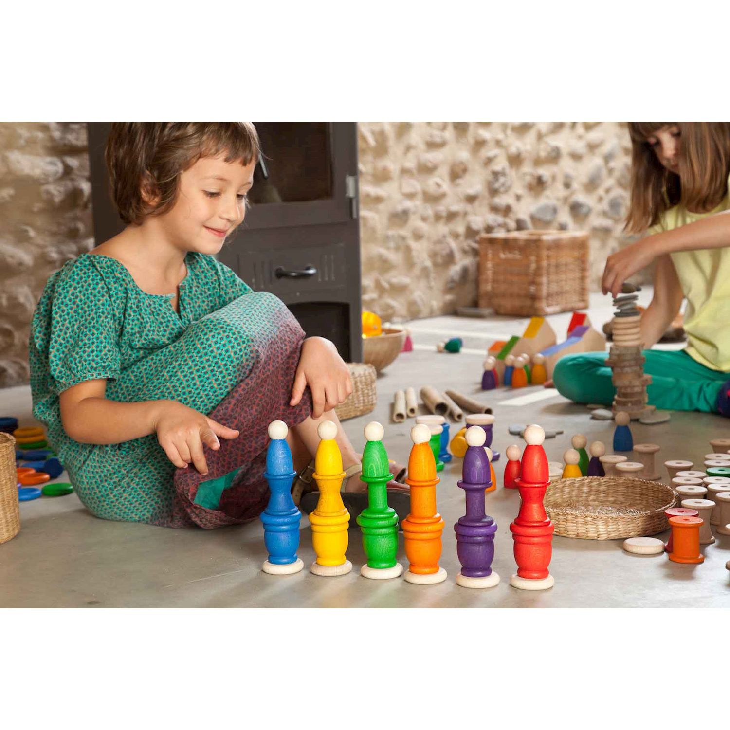 Nins ®, Mates & Coins